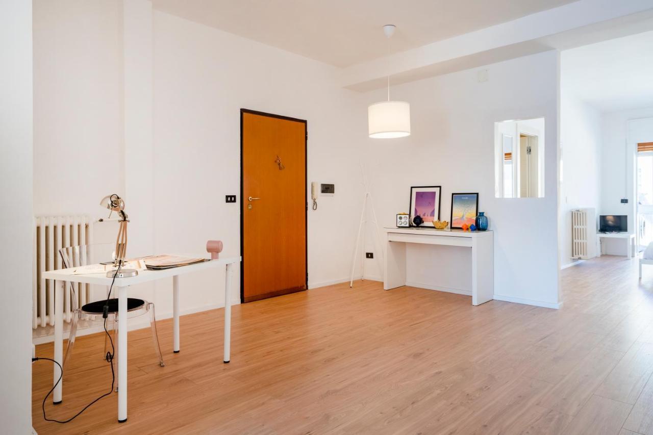 Central & Elegant Loft - With Balcony 바리 외부 사진